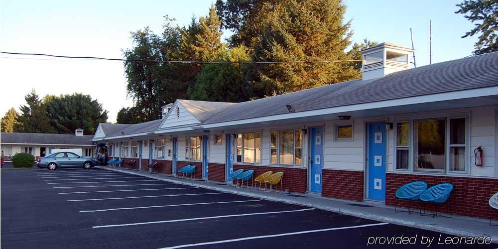 Blue Sky Inn Glens Falls-Saratoga-Lake George Esterno foto