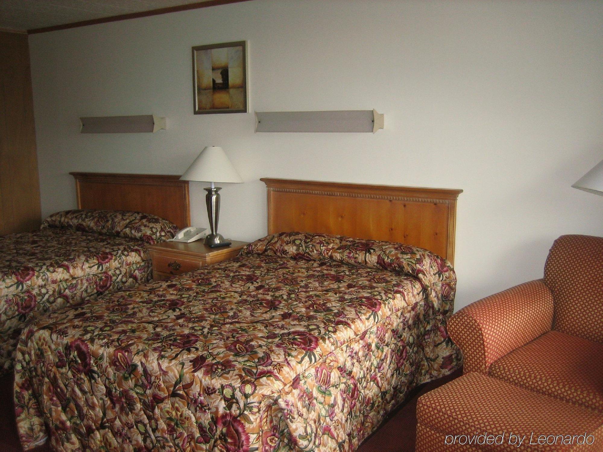 Blue Sky Inn Glens Falls-Saratoga-Lake George Esterno foto