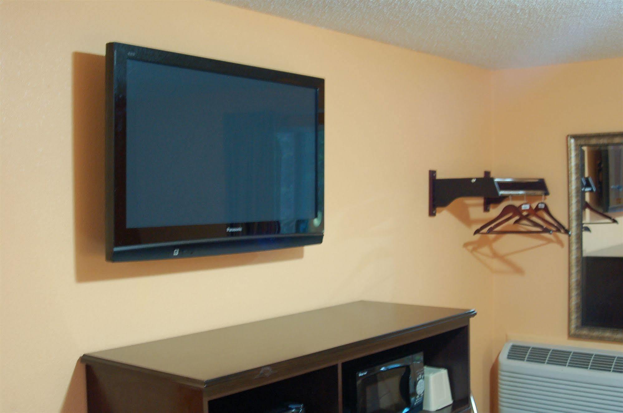 Blue Sky Inn Glens Falls-Saratoga-Lake George Esterno foto