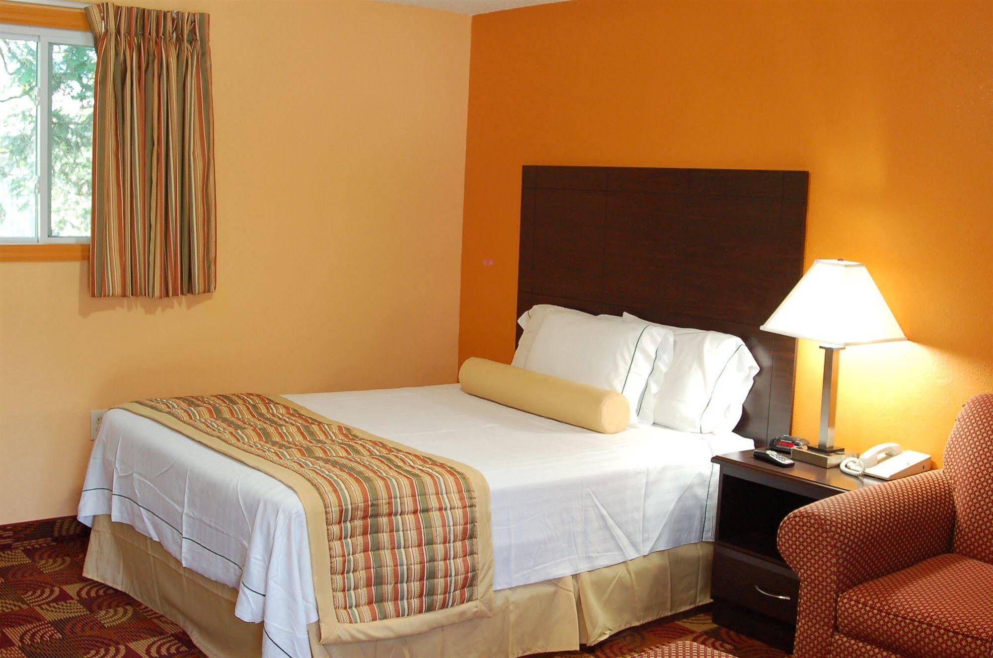 Budgetel Inn Glens Falls-Lake George-Saratoga Esterno foto