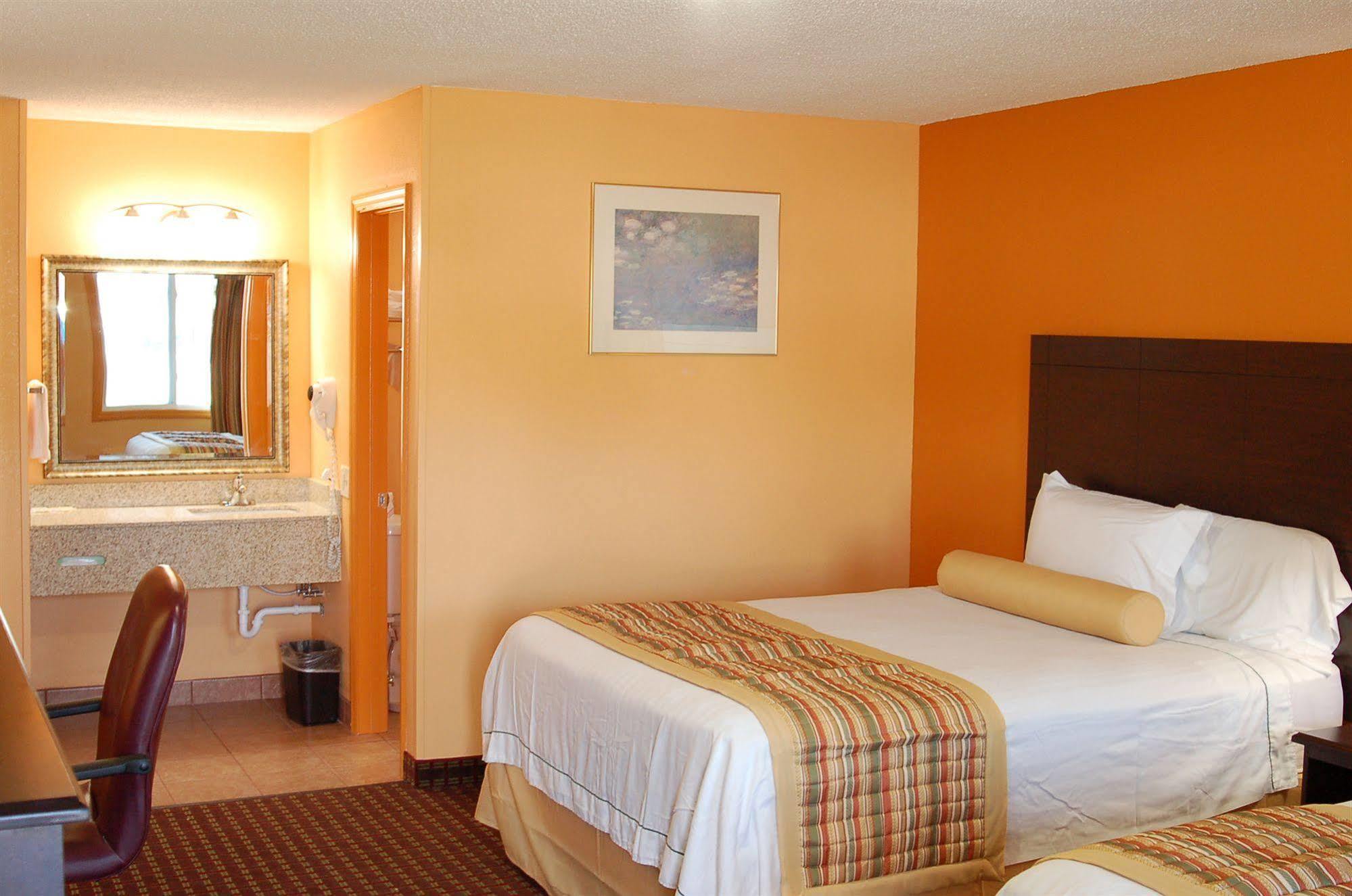 Budgetel Inn Glens Falls-Lake George-Saratoga Esterno foto