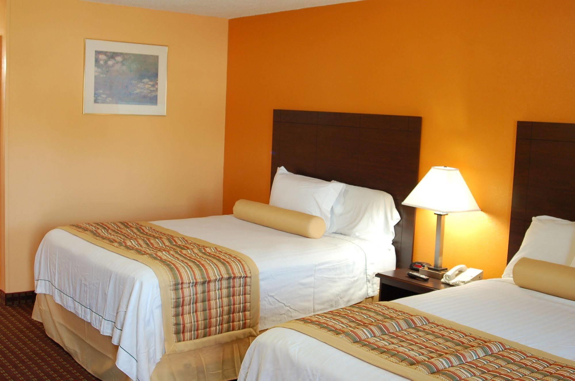 Blue Sky Inn Glens Falls-Saratoga-Lake George Esterno foto